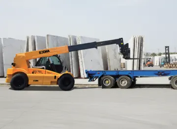 SOCMA HNT110-2 Telehandler, 11 T / 7.6 m